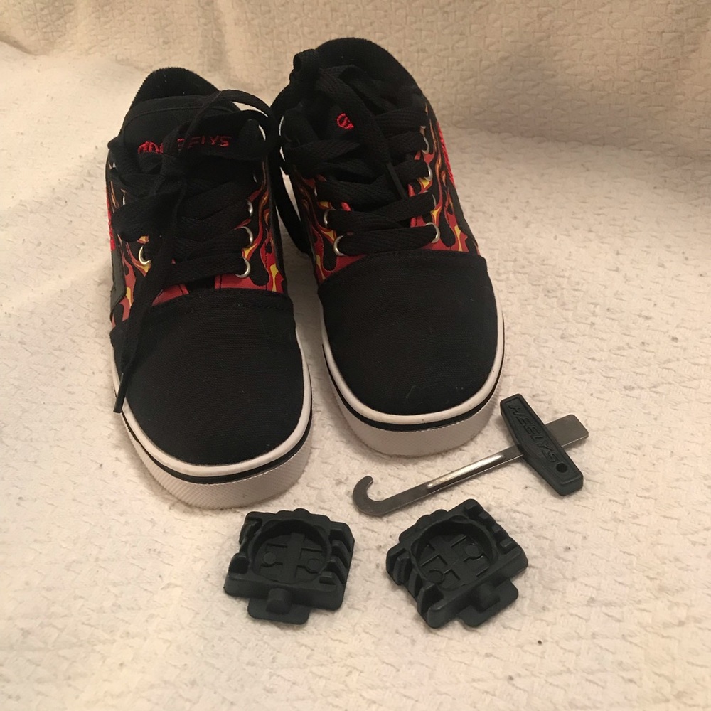 Heely’s size 2